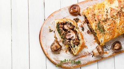 Eine aufgeschnittene Pilz-Wellington