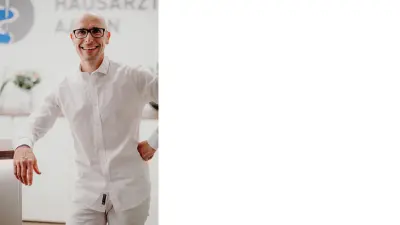 Porträt von Dr. Christoph Stirner.