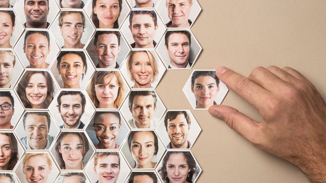 Kacheln von Personen